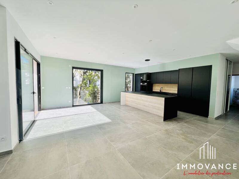 Maison à louer, 132m², SAINT MATHIEU DE TREVIERS