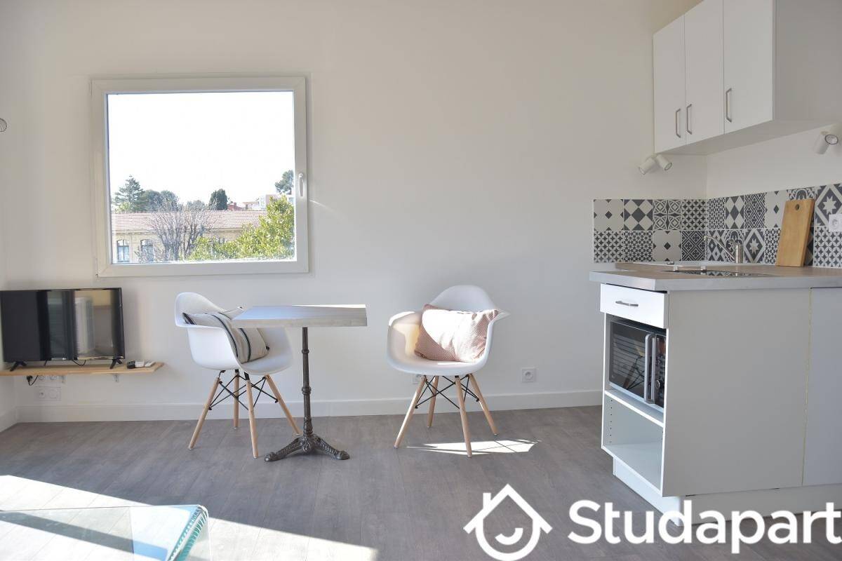 Maison à louer, 30m², ANTIBES