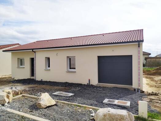 Terrain avec maison neuve à vendre 225 500 € 4 pièces 3 chambres 86 m² 351 m² de terrain Tronquieres Aurillac 15000