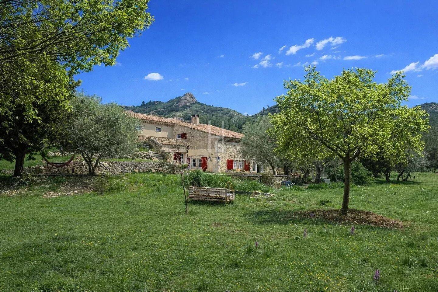 Maison à vendre, 250m², EYGALIERES