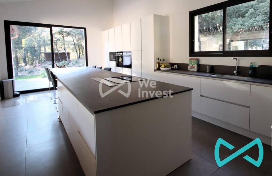 Maison à vendre, 235m², SAINT MATHIEU DE TREVIERS