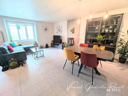 Maison à vendre 249 900 € 4 pièces 3 chambres 102 m² 100 m² de terrain Saint-Léger-les-Vignes 44710