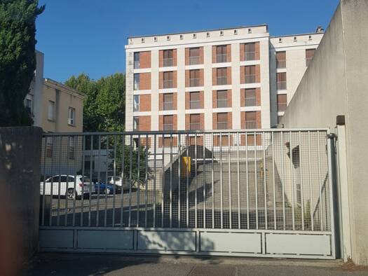 Parking à louer 59 € Avignon 84000