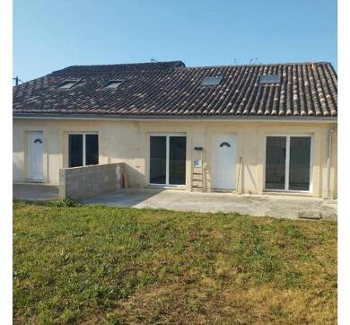 Maison à louer 800 € 3 pièces 2 chambres Salignac 33240