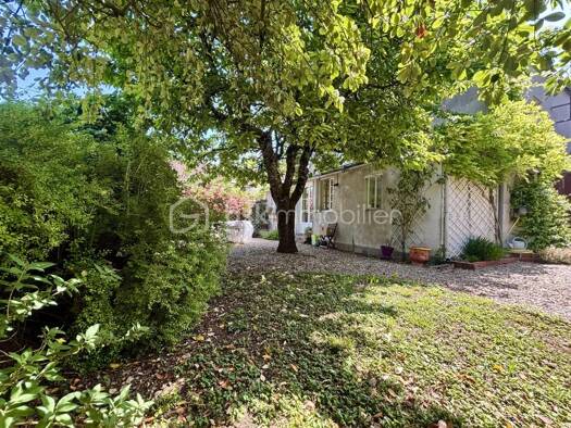 Maison à vendre 159 000 € 8 pièces 4 chambres 135 m² Sens 89100