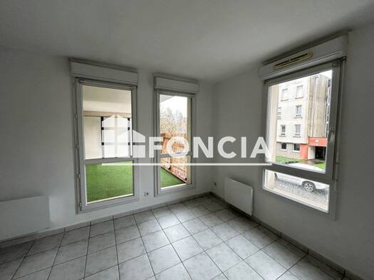 Appartement à louer 631 € 2 pièces 1 chambre 41,4 m² Étage 1/2 Montières Amiens 80000