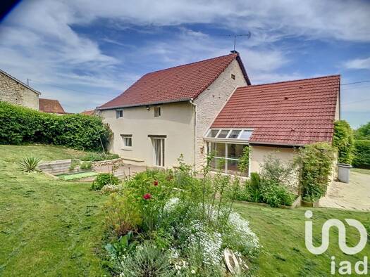 Maison à vendre 250 000 € 5 pièces 3 chambres 180 m² 2 600 m² de terrain Leffonds 52210