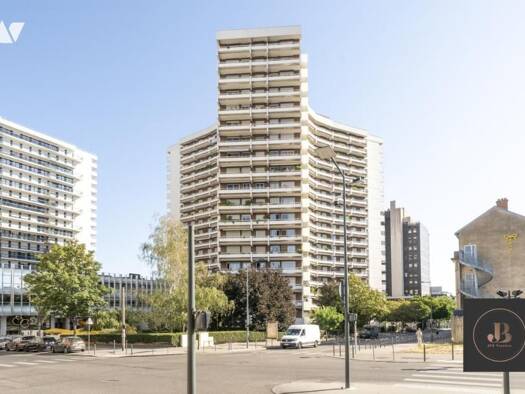 Appartement à vendre 164 900 € 4 pièces 2 chambres 68 m² Étage 9/16 Nancy 54000