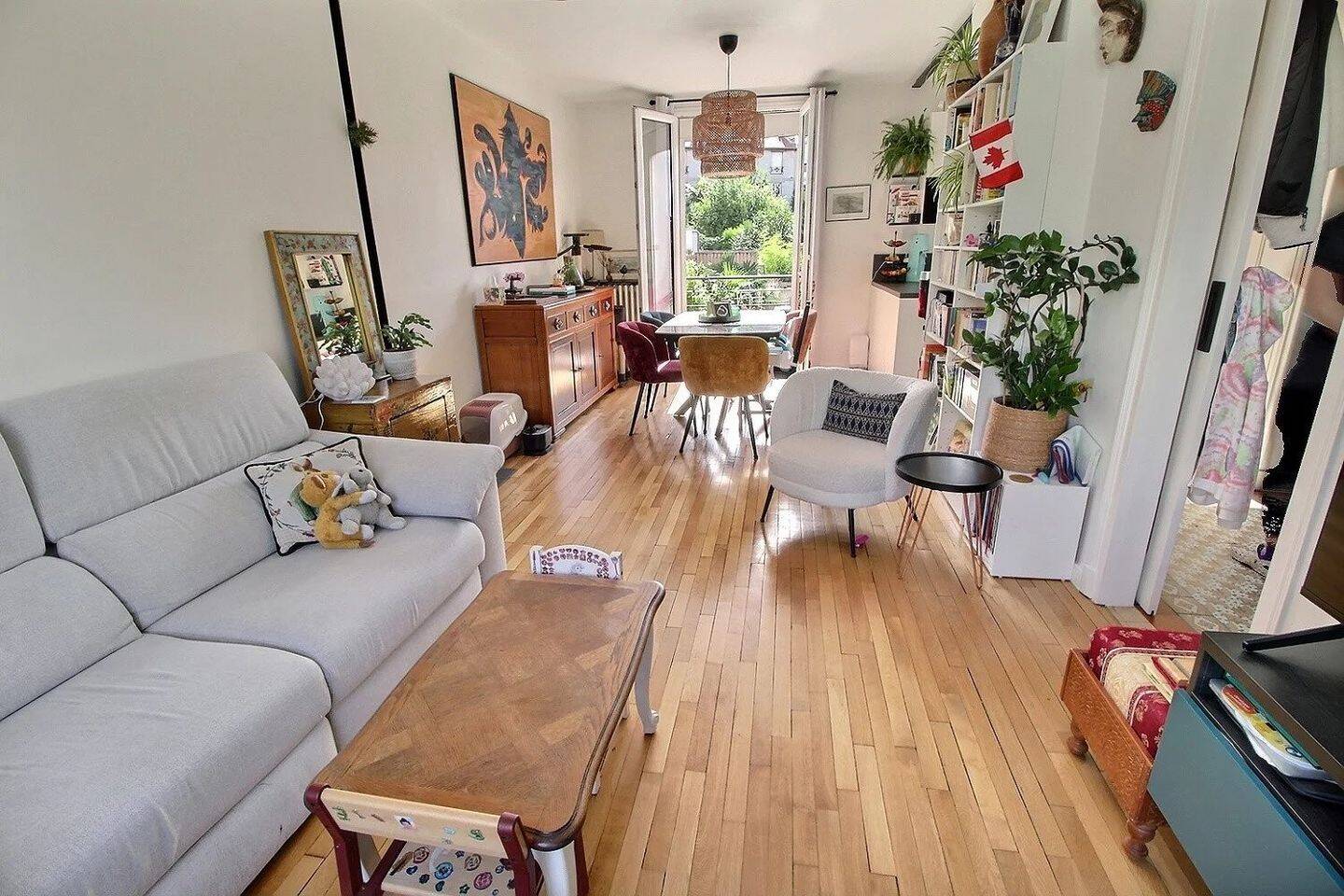 Maison à vendre, 0m², SAINT MAUR DES FOSSES