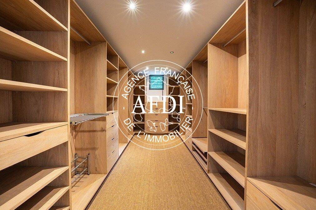 Maison à vendre, 285m², FORT DE FRANCE