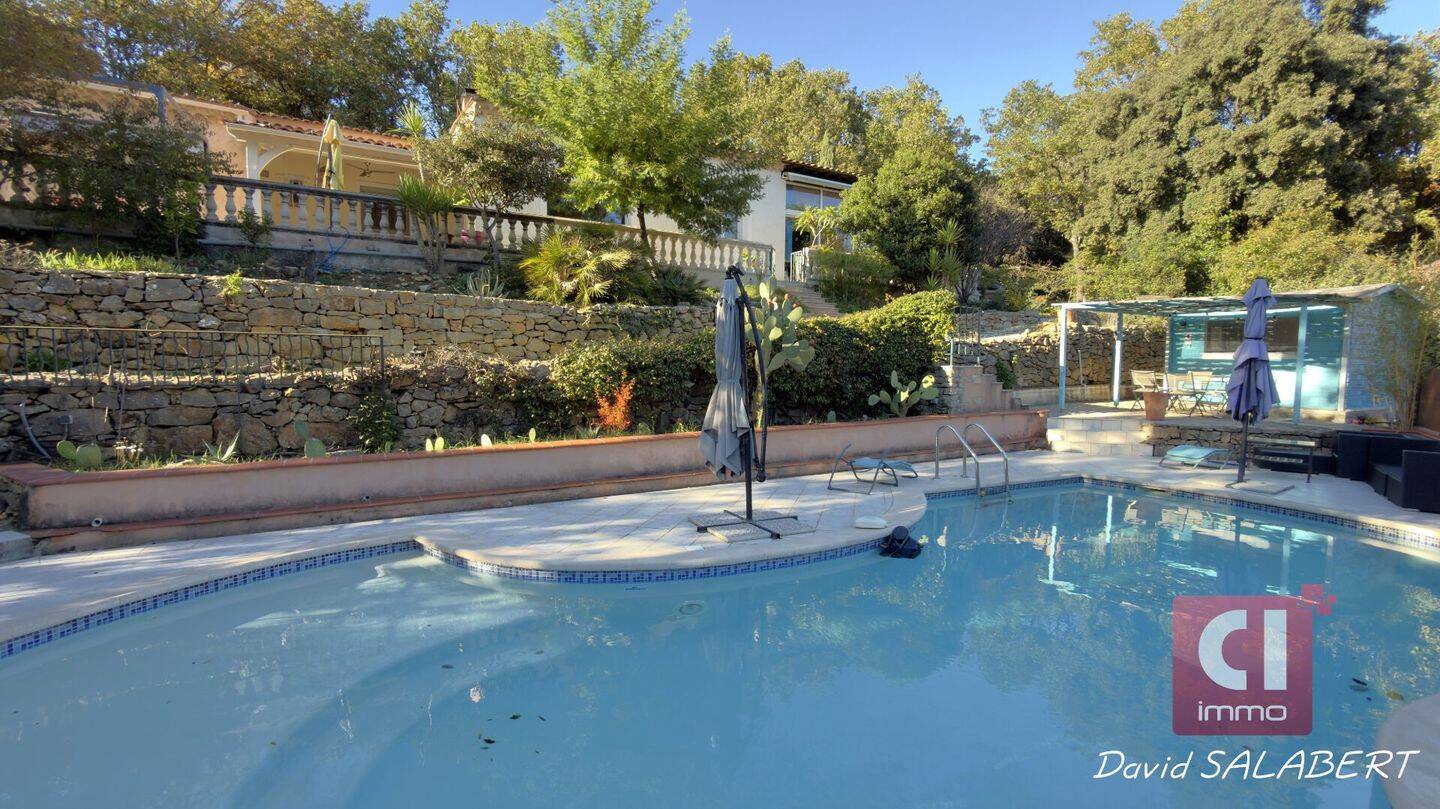 Maison à vendre, 162m², SAINTE ANASTASIE SUR ISSOLE