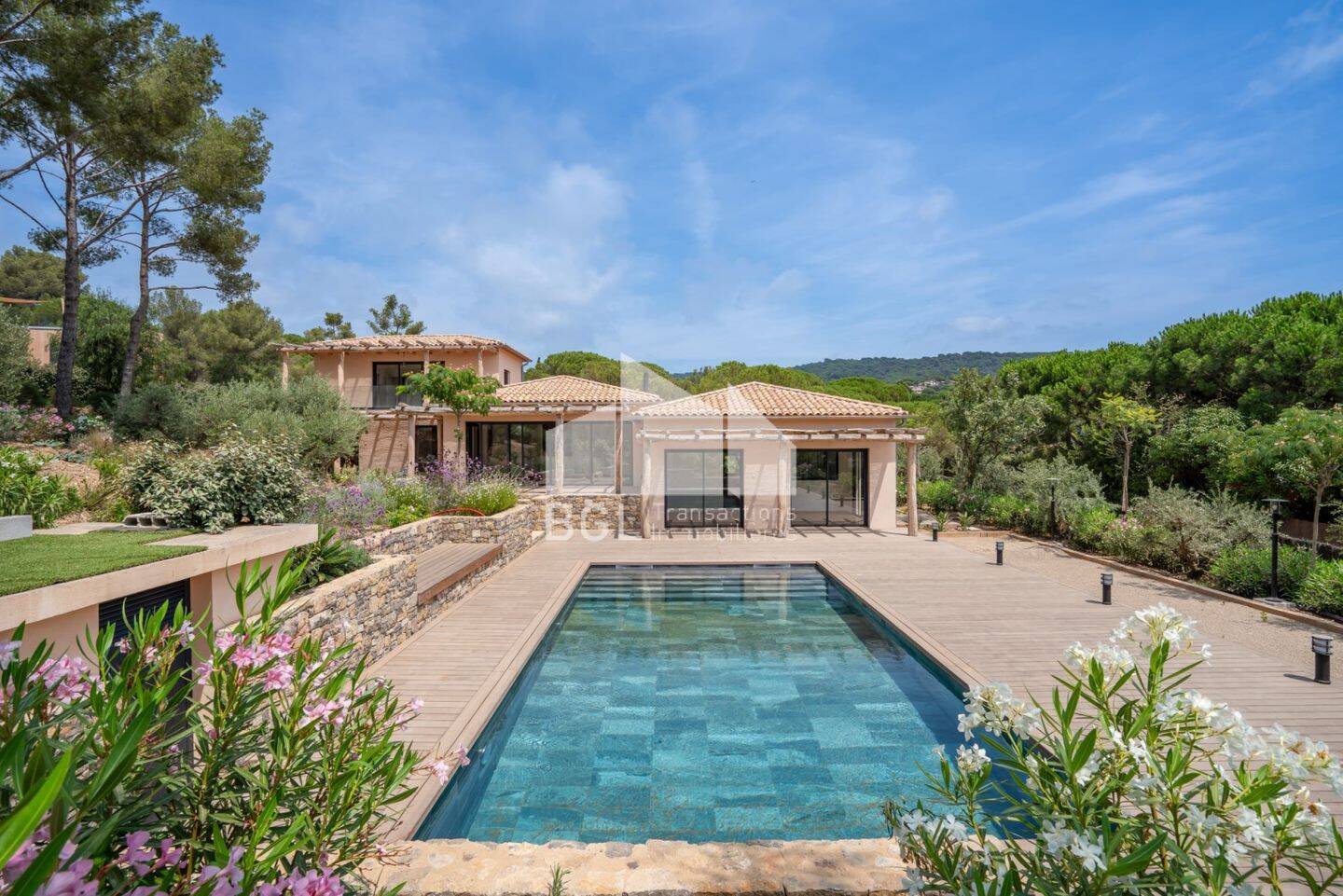Maison à vendre, 240m², LA CROIX VALMER