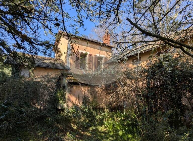 Maison à vendre 98 000 € 4 pièces 2<br/>chambres 74 m²<br/>superficie 1 029 m²<br/>terrain Aureilhan 65800