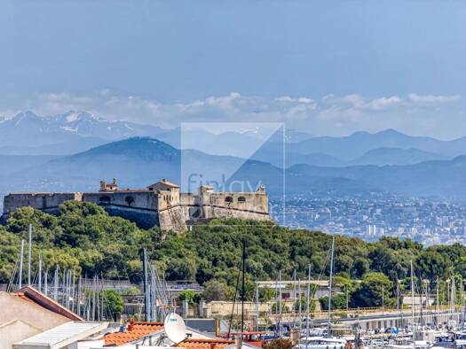 Appartement à vendre 1 980 000 € 5 pièces 4 chambres 206,22 m² RDC/5 Centre Ville Antibes 06600