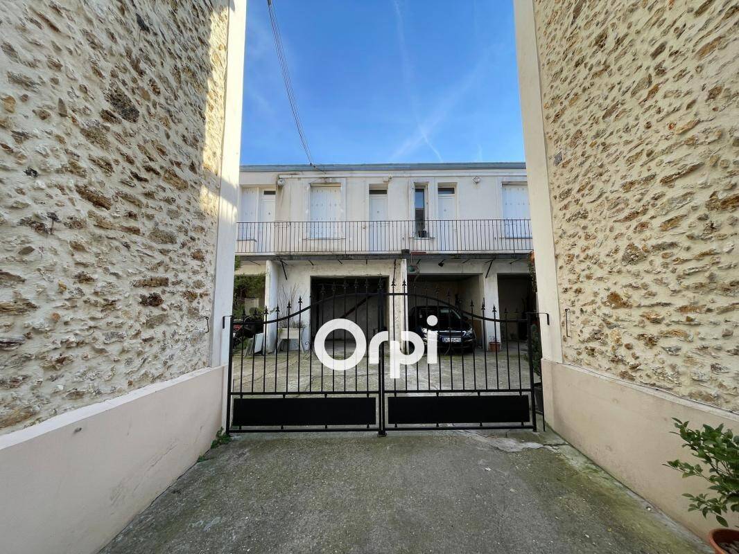 Maison à vendre, 17m², SOISY SUR SEINE