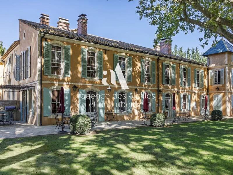 Maison à vendre, 1400m², MAUSSANE LES ALPILLES