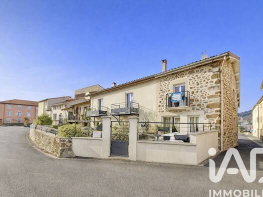Maison de ville à vendre 176 000 € 5 pièces 3 chambres 95 m² 101 m² de terrain Vals-près-le-Puy 43750