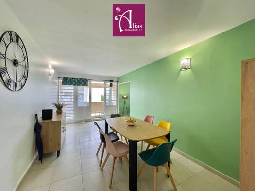 Colocation à louer 1 080 € 4 pièces 3 chambres 82,5 m² 3ème étage Pointe-à-Pitre 97110