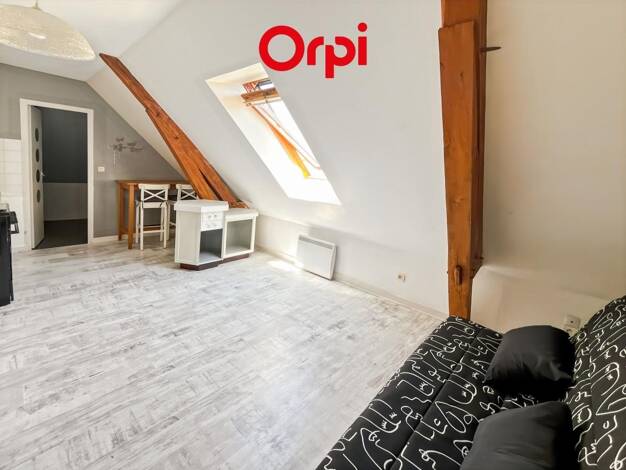 Appartement à louer 340 € 1 pièce 20 m² Sud Est La Ferté-Bernard 72400