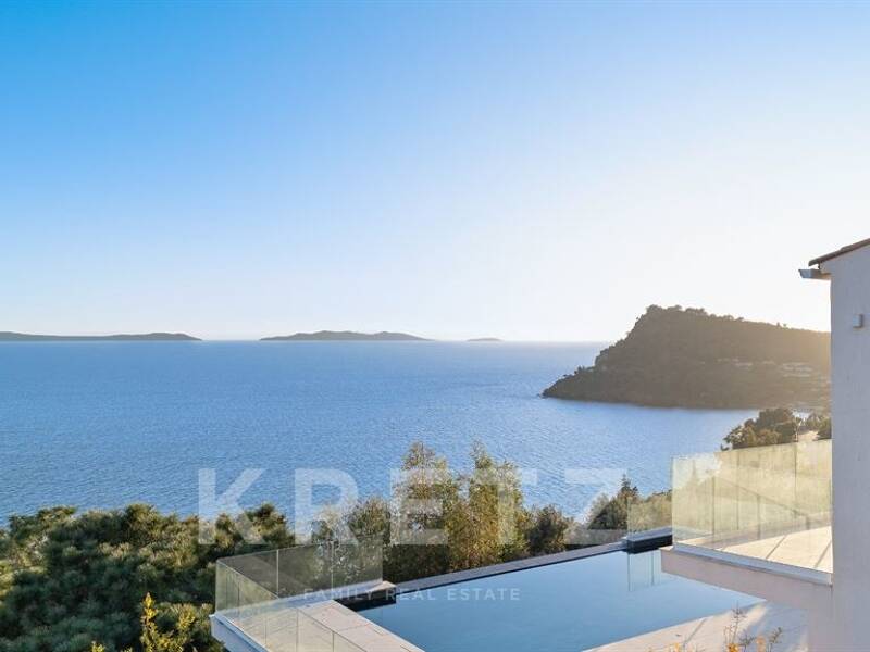 Maison à vendre, 204m², RAYOL CANADEL SUR MER