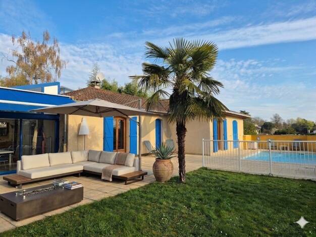 Maison à vendre 670 000 € 6 pièces 4 chambres 191,9 m² 1 308 m² de terrain Ouest Saint-Cyr-au-Mont-d'Or 69450