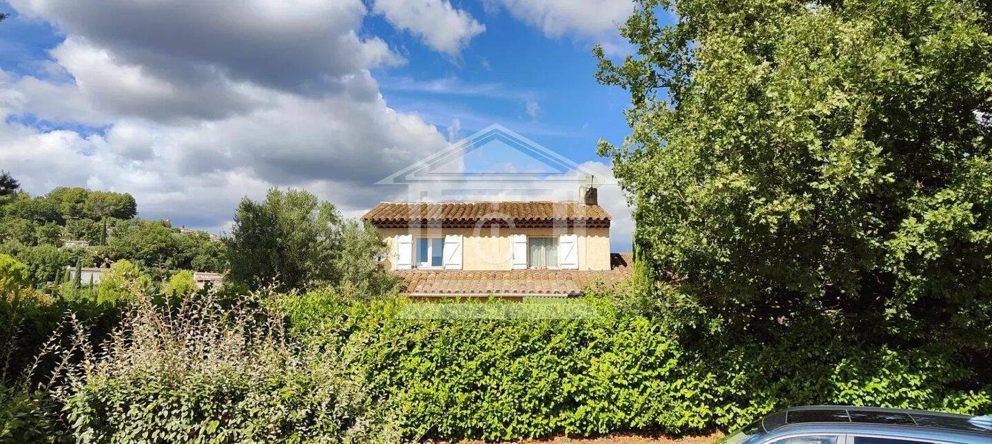 Maison à vendre, 120m², TOURRETTES