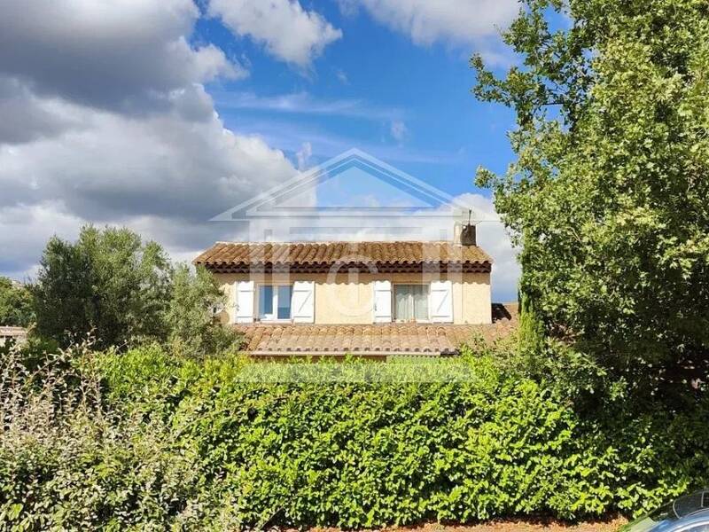 Maison à vendre, 120m², TOURRETTES
