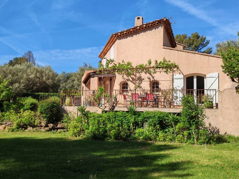 Maison à vendre, 180m², LE REVEST LES EAUX
