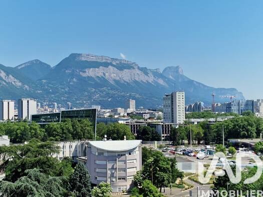 Appartement à vendre 75 000 € 4 pièces 2 chambres 75,78 m² Étage 8/9 Grand-Place Échirolles 38130