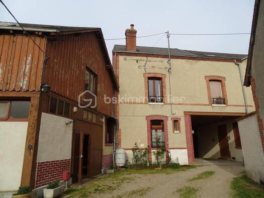 Appartement à vendre 96 000 € 6 pièces 2 chambres 97 m² RDC/2 Coullons 45720