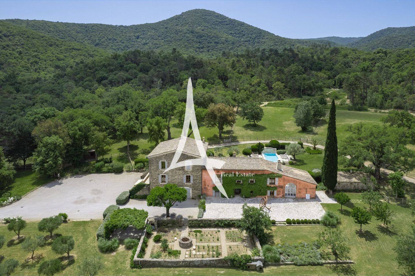 Maison à vendre, 700m², SAINT TROPEZ