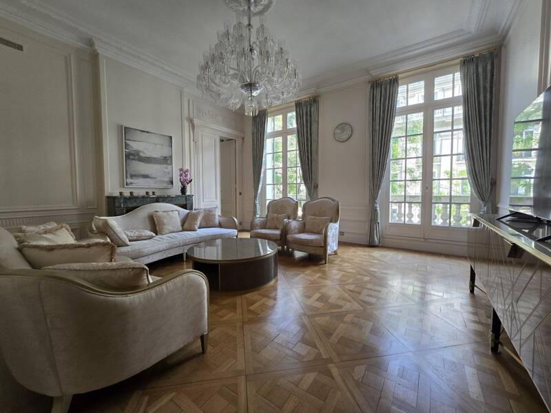 Maison à louer, 195m², PARIS 16E