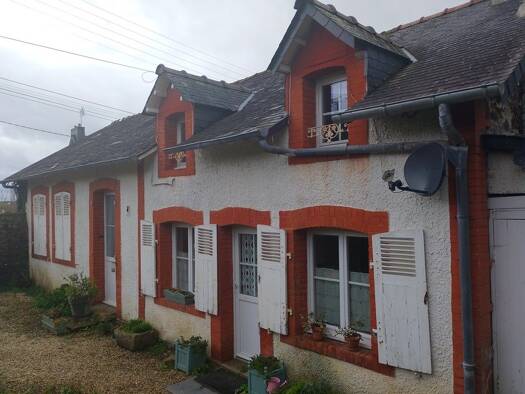 Maison à vendre 55 000 € 3 pièces 2 chambres 64 m² 164 m² de terrain Callac 22160