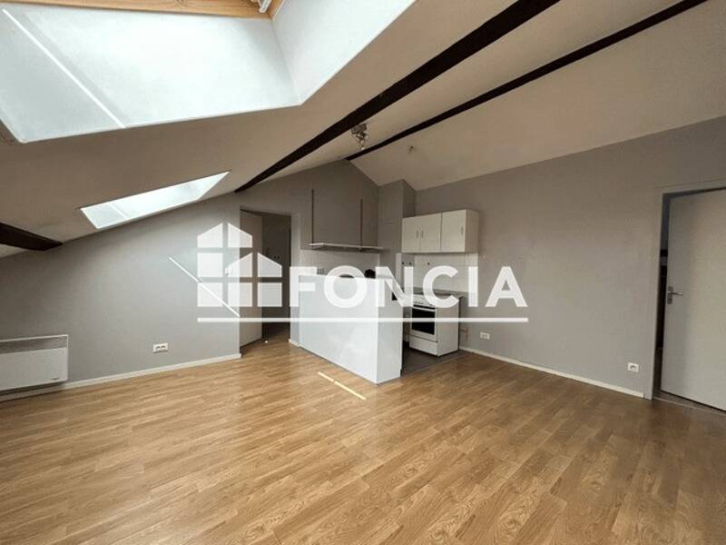 Maison à louer, 41m², BELLEVILLE