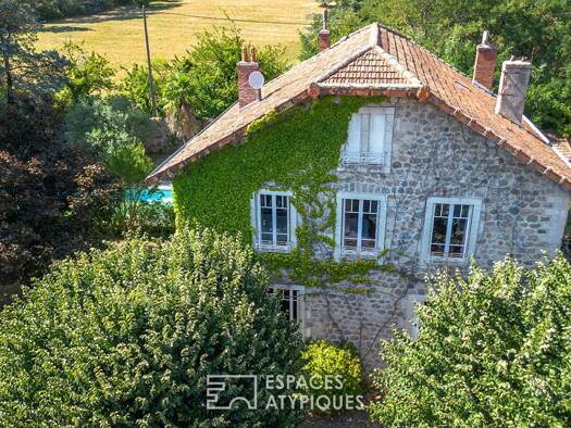 Maison à vendre 515 000 € 8 pièces 5 chambres 195 m² 1 500 m² de terrain Les Ollieres sur Eyrieux 07360