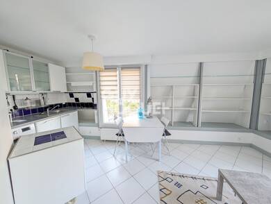 Appartement à louer 720 € 1 pièce 20 m² 1er étage L Etang la Ville 78620