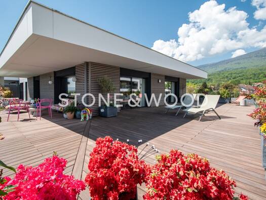 Appartement à vendre 1 196 000 € 5 pièces 3 chambres 145 m² Étage 3/3 Thoiry 01710