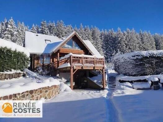 Maison en viager occupé Bouquet 135 250 € 5 pièces 3 chambres 69 m² 5 500 m² de terrain Mont-Dore 63240