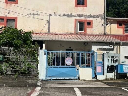 Maison à vendre 87 000 € 3 pièces 2 chambres 94 m² 76 m² de terrain Fort-de-France 97200