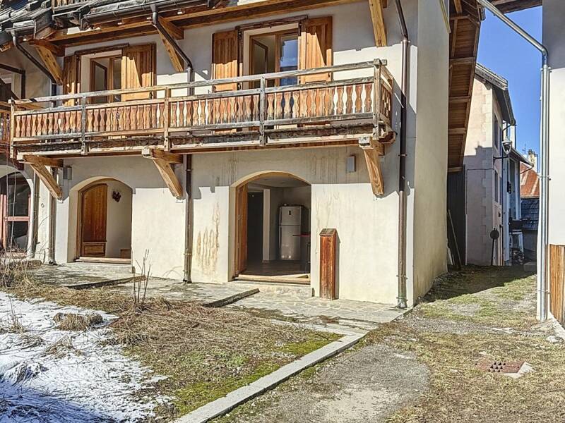 Maison à vendre, 340m², LA SALLE LES ALPES