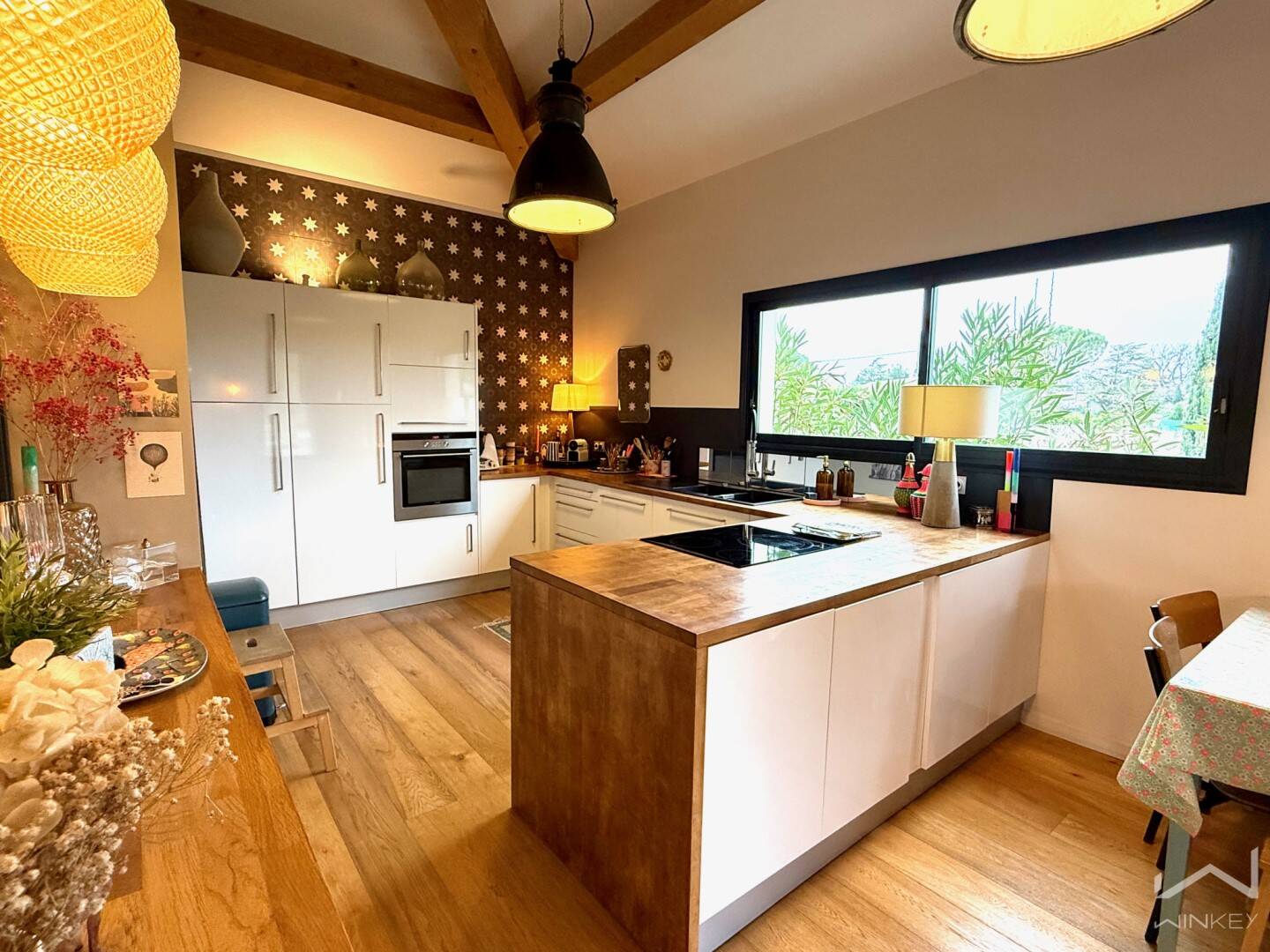 Maison à vendre, 176m², SAINTE CECILE LES VIGNES