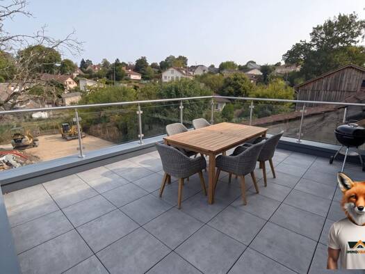 Appartement à vendre 210 000 € 3 pièces 2 chambres 73 m² Étage 1/1 Champvans-les-Moulins 25170
