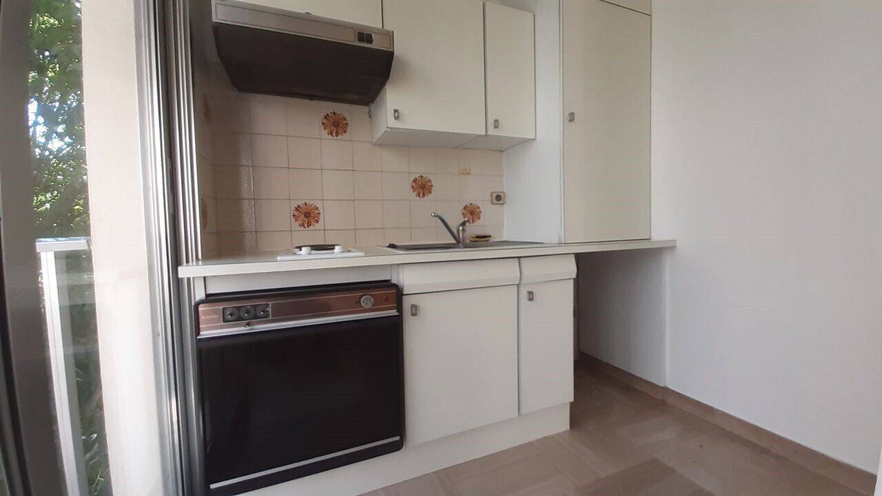 Maison à louer, 30m², ANTIBES