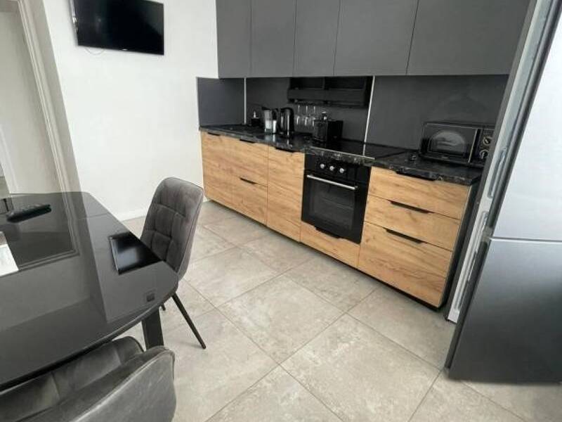 Maison à louer, 25m², PARIS 17E