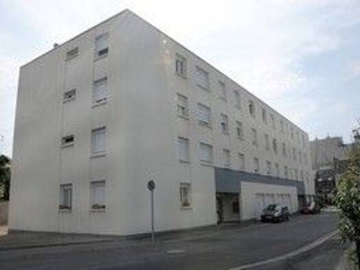 Appartement à louer 410 € 3 pièces 2 chambres 67 m² 2ème étage Faubourg Saint Paterne Issoudun 36100