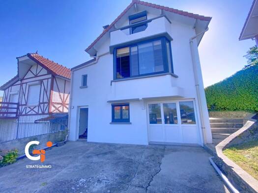 Maison à louer 900 € 4 pièces 66 m² Petit-Caux 76370