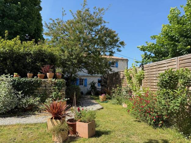 Maison à vendre 249 000 € 4 pièces 3 chambres 128 m² 707 m² de terrain Thaims 17120