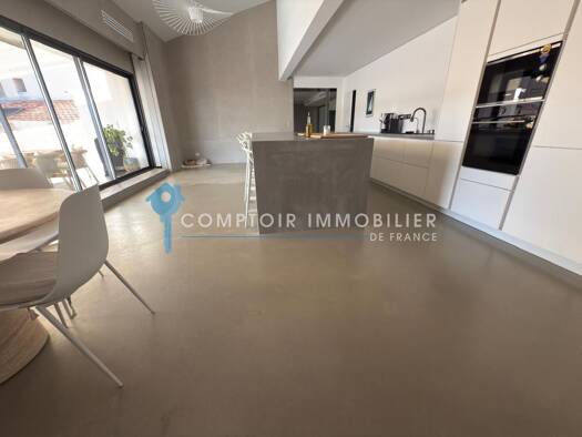 Duplex à vendre 1 239 000 € 6 pièces 4 chambres 275 m² Étage 3/3 Sète 34200