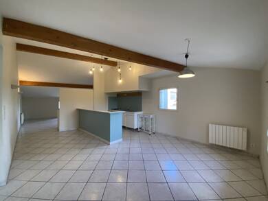 Appartement à louer 603 € 4 pièces 3 chambres 101 m² RDC Castelnaudary 11400