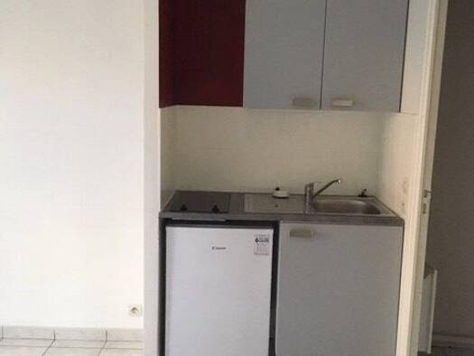 Appartement à louer 546 € 1 pièce 19,2 m² 2 étages dès le 07/04/2026 Saint-Germain-en-Laye 78112